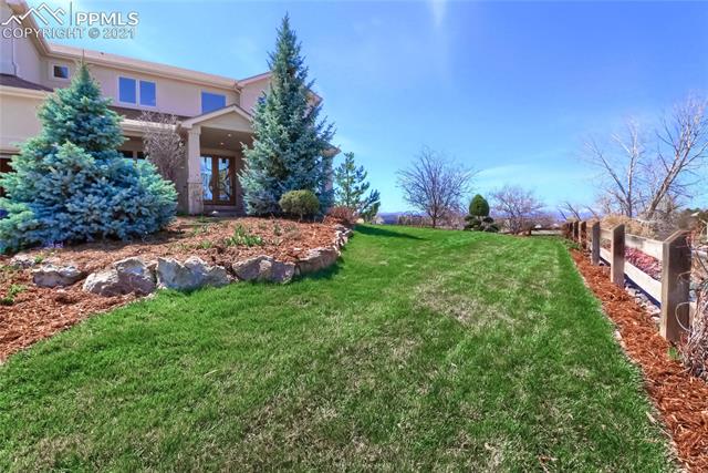 1874 Ridgecrest Way Littleton, CO 80129 - Photo 8 of 21 Gallery Image 8