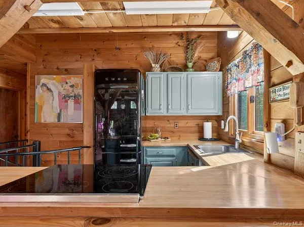 $549,000 | 56 Beaver Brook Road, Narrowsburg, NY 12764
