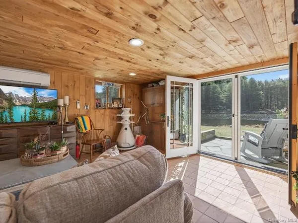 $549,000 | 56 Beaver Brook Road, Narrowsburg, NY 12764