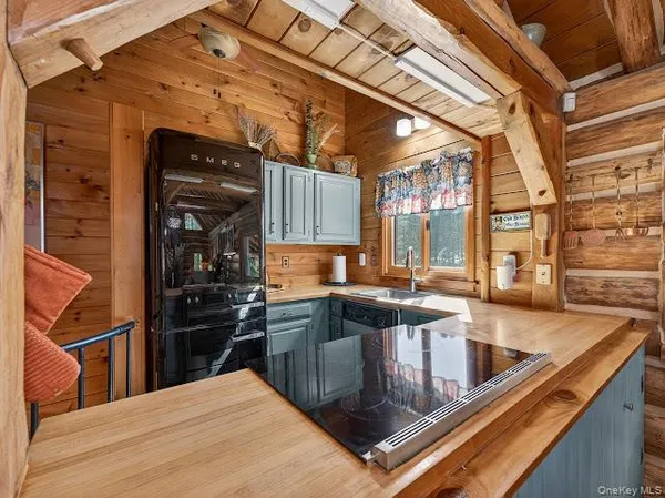 $549,000 | 56 Beaver Brook Road, Narrowsburg, NY 12764