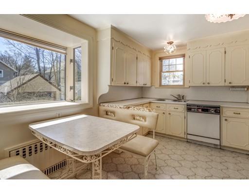 29 Lovell Road Melrose, MA 02176 - Photo 13 of 28 Gallery Image 13
