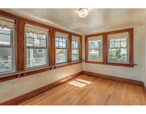 29 Lovell Road Melrose, MA 02176 - Photo 9 of 28 Gallery Image 9