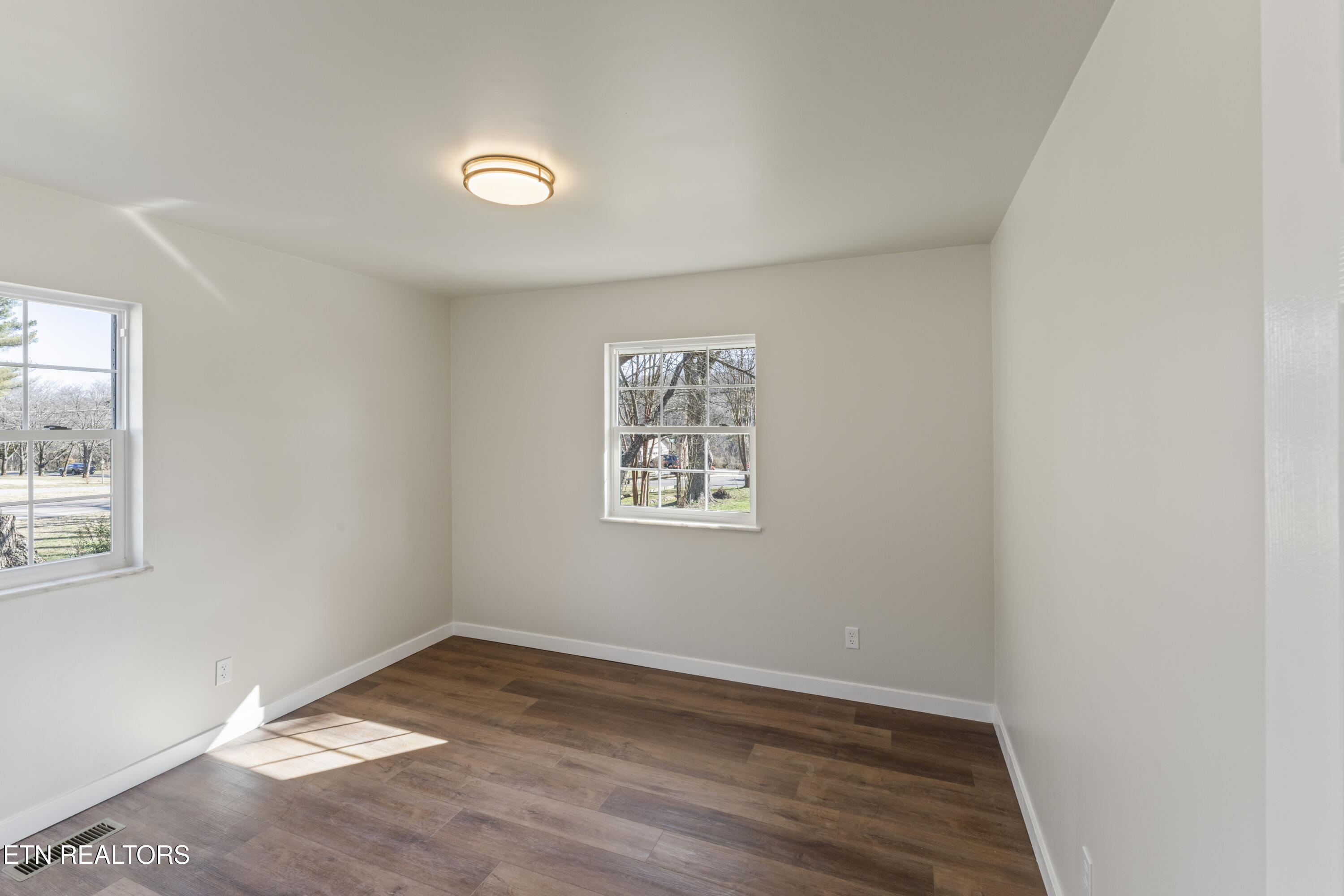 2913 Old Niles Ferry Road Maryville, TN 37801 - Photo 14 of 27 photos_high_resolution_DSC09987