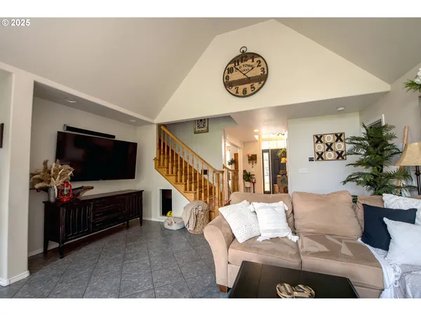 $579,999 | 2311 East L Avenue, La Grande, OR 97850