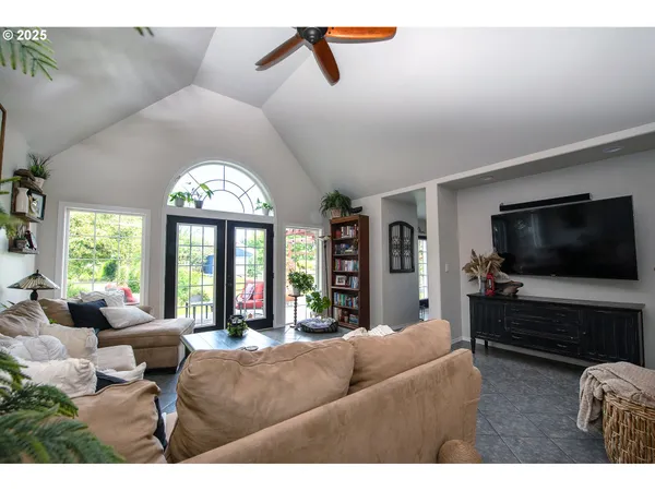 $579,999 | 2311 East L Avenue, La Grande, OR 97850