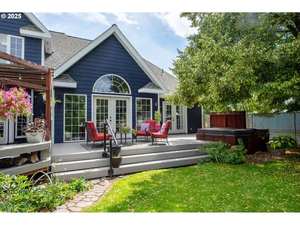 $579,999 | 2311 East L Avenue, La Grande, OR 97850