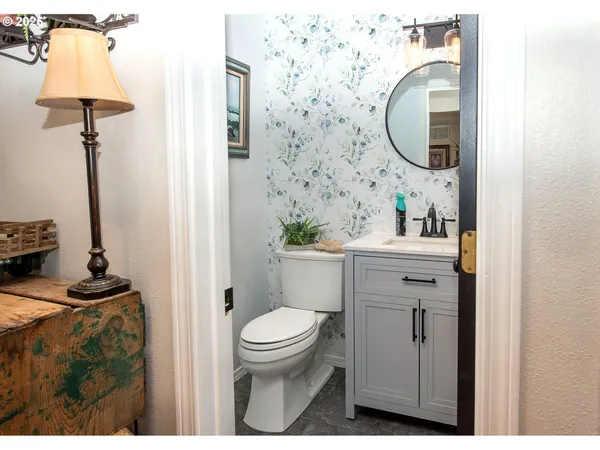 $579,999 | 2311 East L Avenue, La Grande, OR 97850