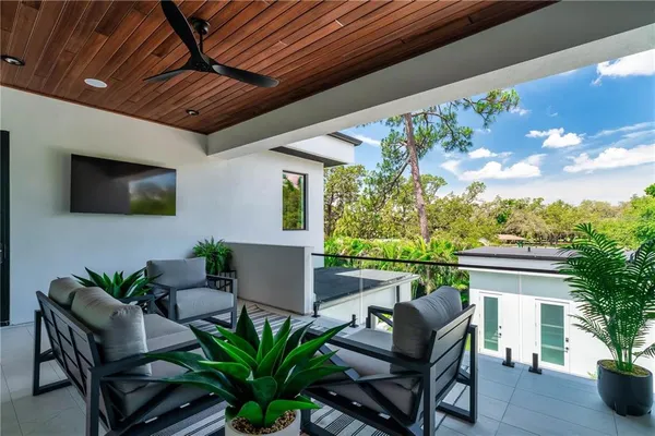 $3,995,000 | 114 West Davis Boulevard, Tampa, FL 33606