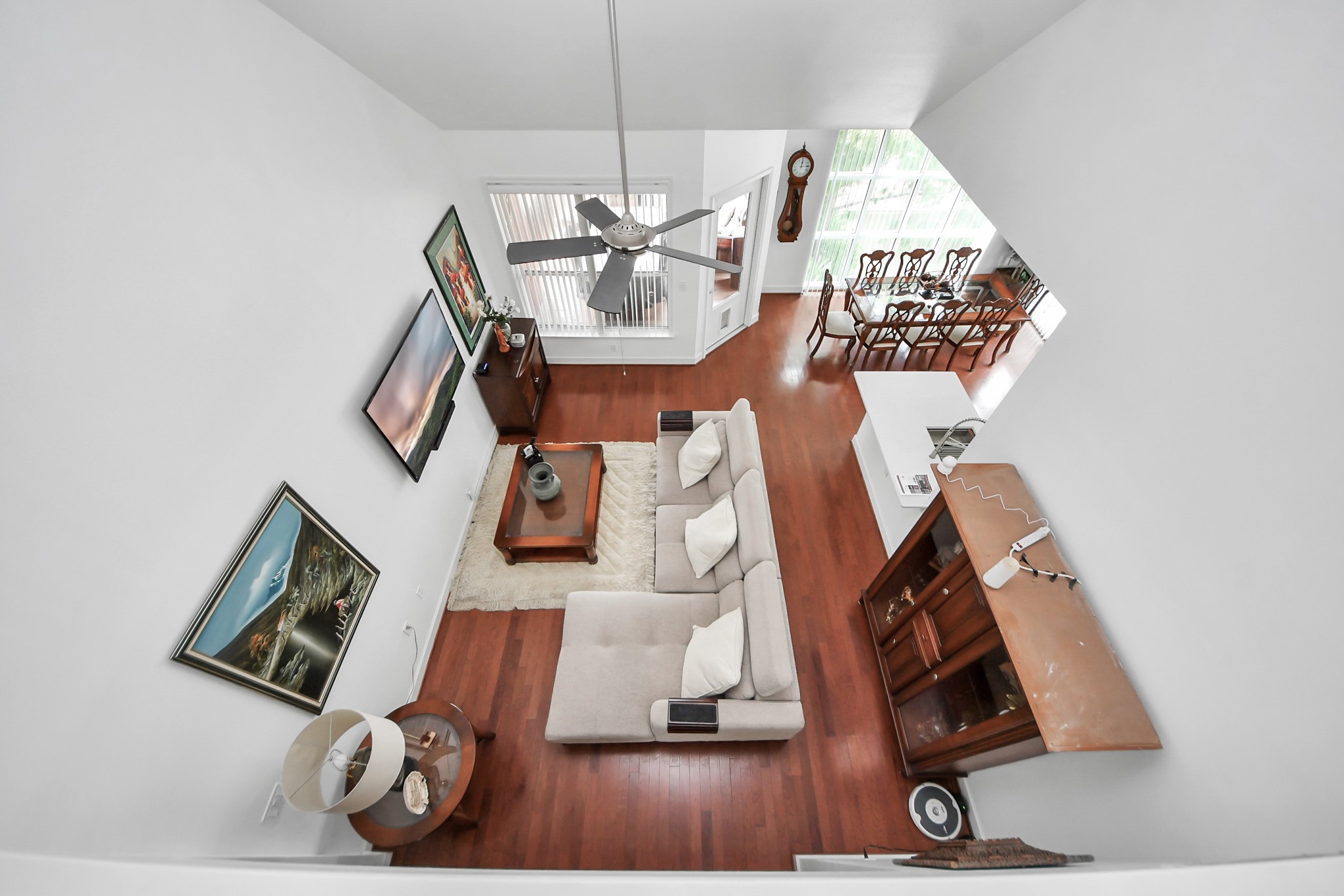 2400 McCue Road, Unit 424 Houston, TX 77056 - Photo 18 of 33 a view of living room with furniture and wooden floor