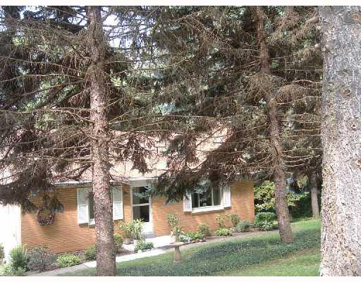 5974 Library Road Bethel Park, PA 15102 - Photo 1 of 8 Gallery Image 1