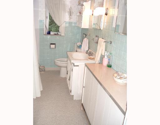 5974 Library Road Bethel Park, PA 15102 - Photo 5 of 8 Gallery Image 5