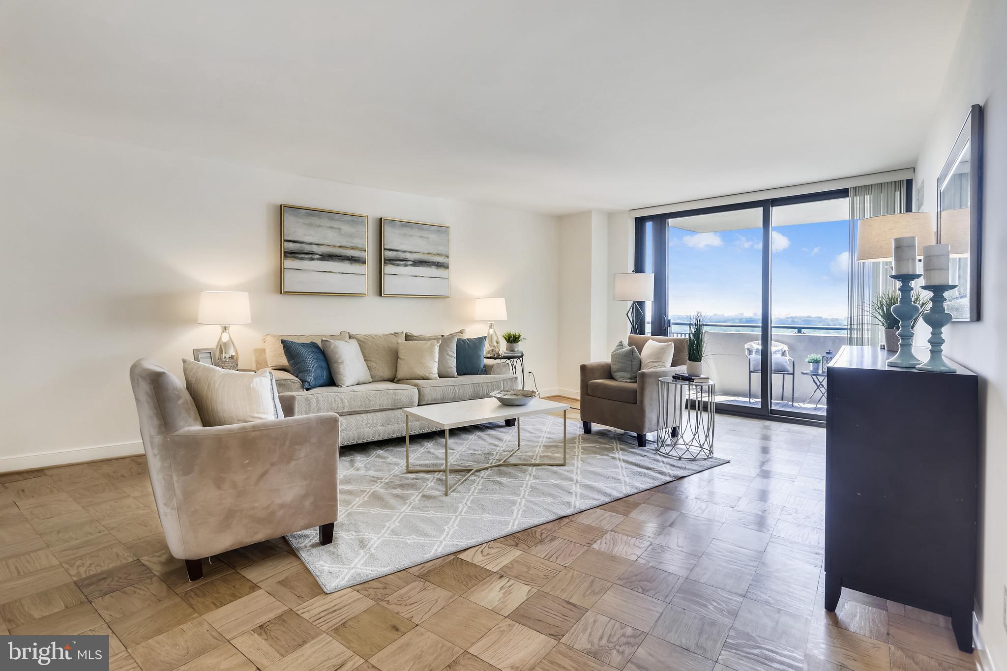 4620 North Park Avenue, Unit 1606E Chevy Chase, MD 20815 - Photo 2 of 73 Living room - fantastic view