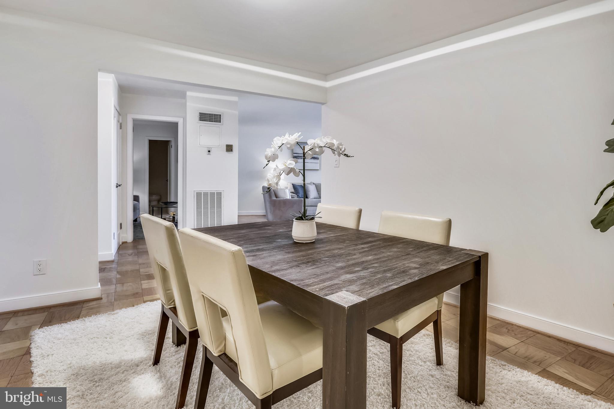 4620 North Park Avenue, Unit 1606E Chevy Chase, MD 20815 - Photo 22 of 73 Dining room