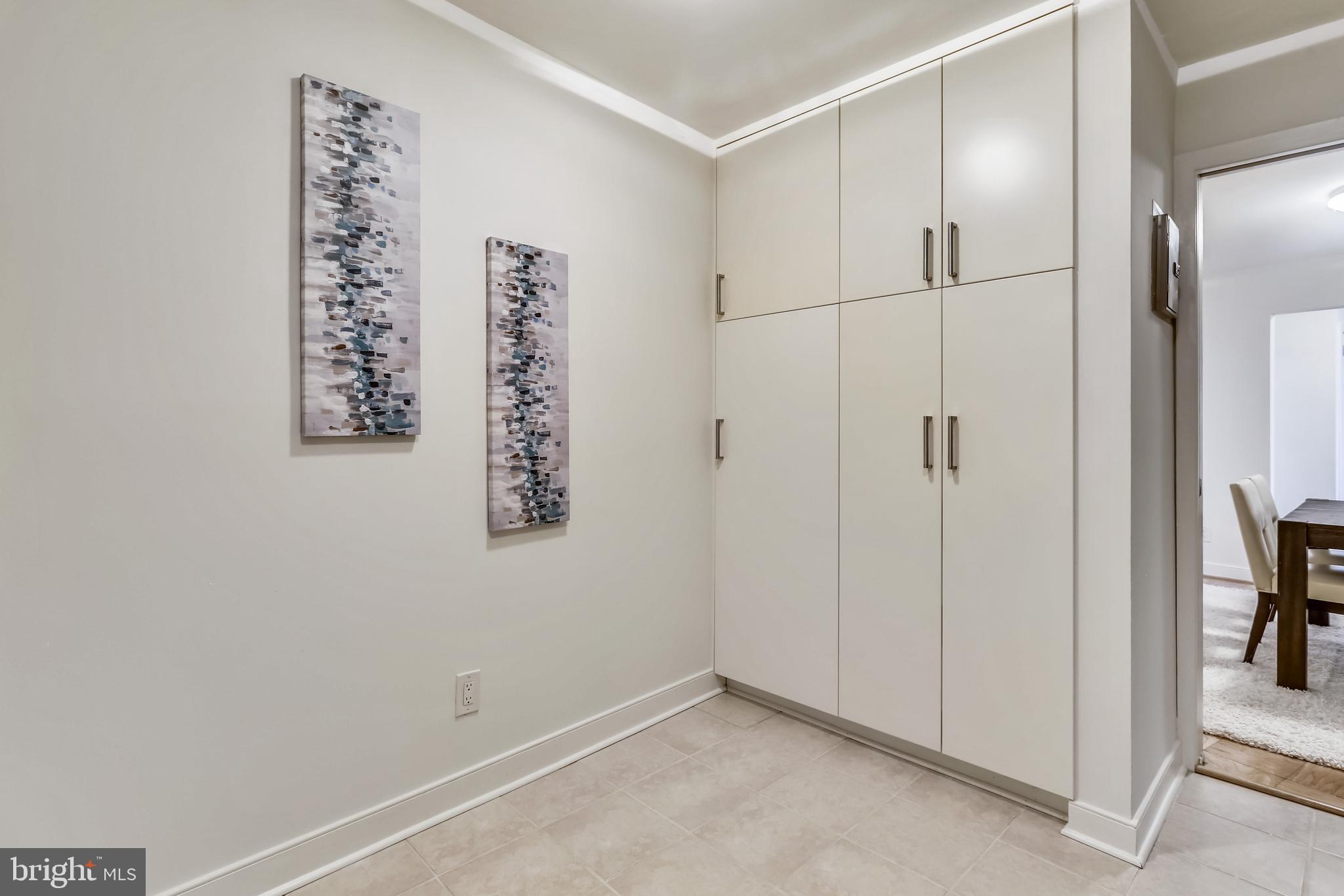 4620 North Park Avenue, Unit 1606E Chevy Chase, MD 20815 - Photo 27 of 73 Kitchen