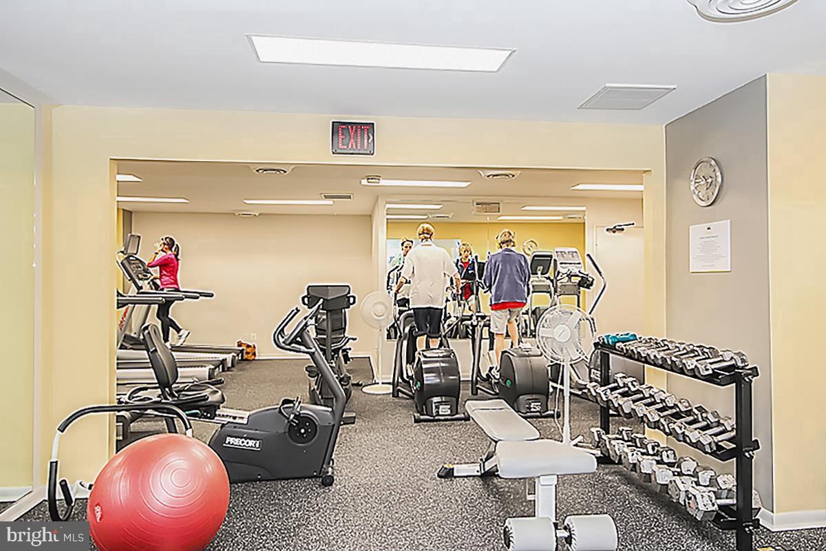 4620 North Park Avenue, Unit 1606E Chevy Chase, MD 20815 - Photo 51 of 73 Fitness center