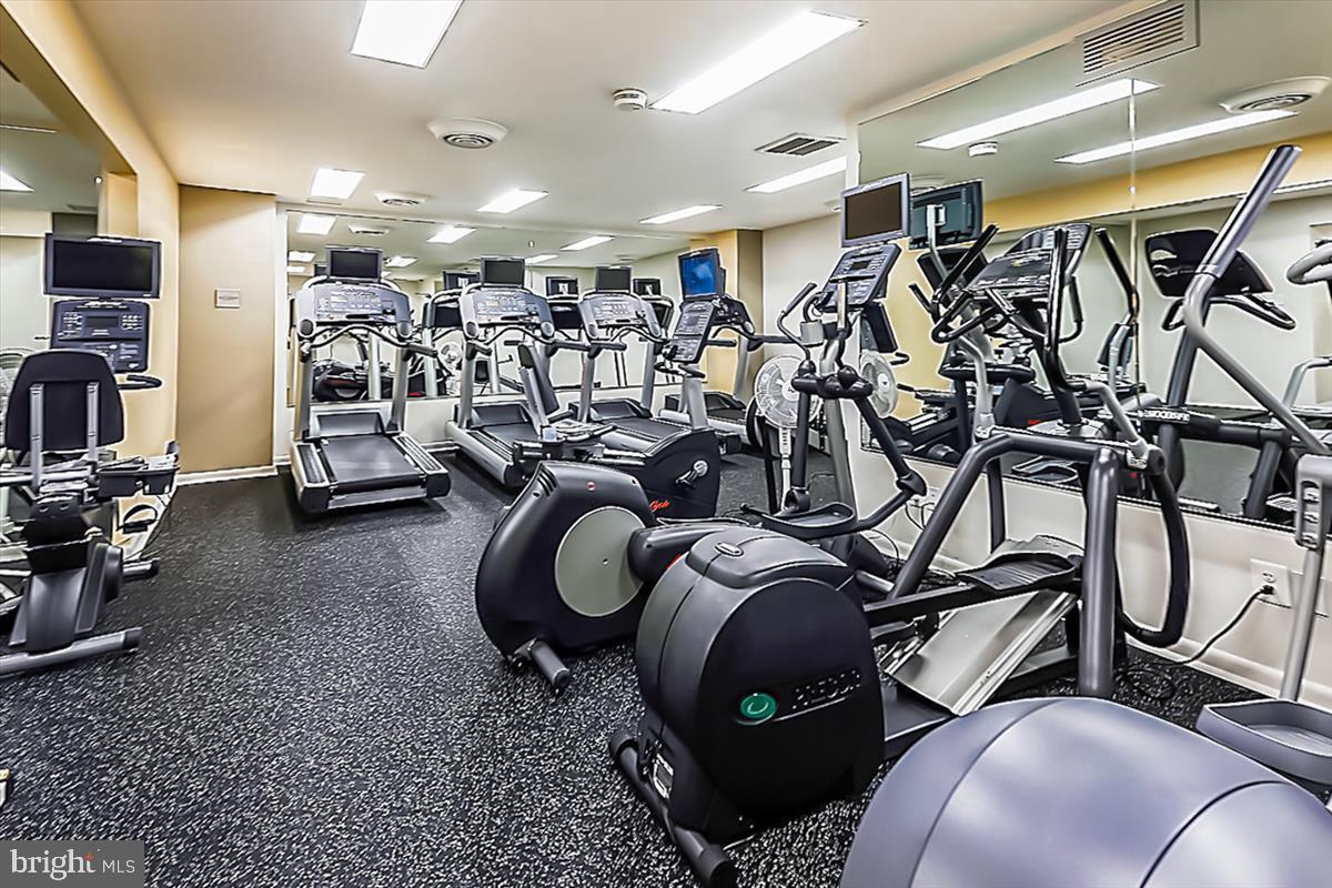 4620 North Park Avenue, Unit 1606E Chevy Chase, MD 20815 - Photo 52 of 73 Fitness center