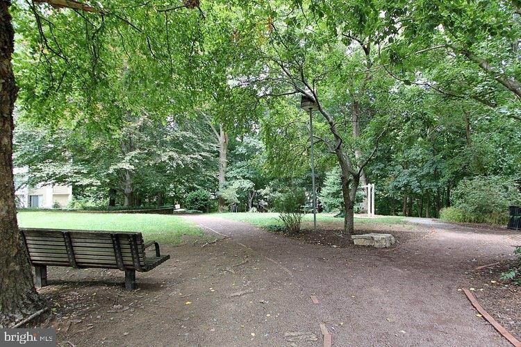 4620 North Park Avenue, Unit 1606E Chevy Chase, MD 20815 - Photo 64 of 73 Community