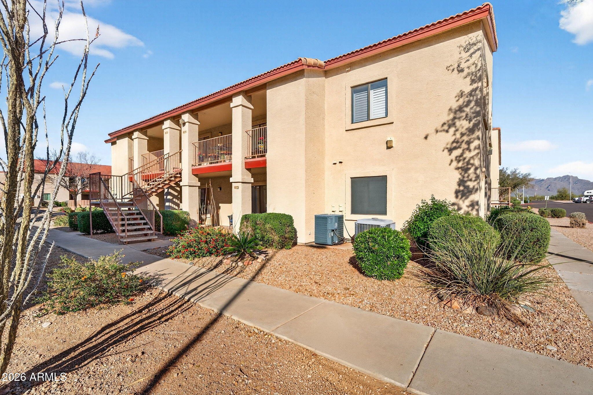 1440 North Idaho Road, Unit 1064 Apache Junction, AZ 85119 - Photo 2 of 27 End Unit