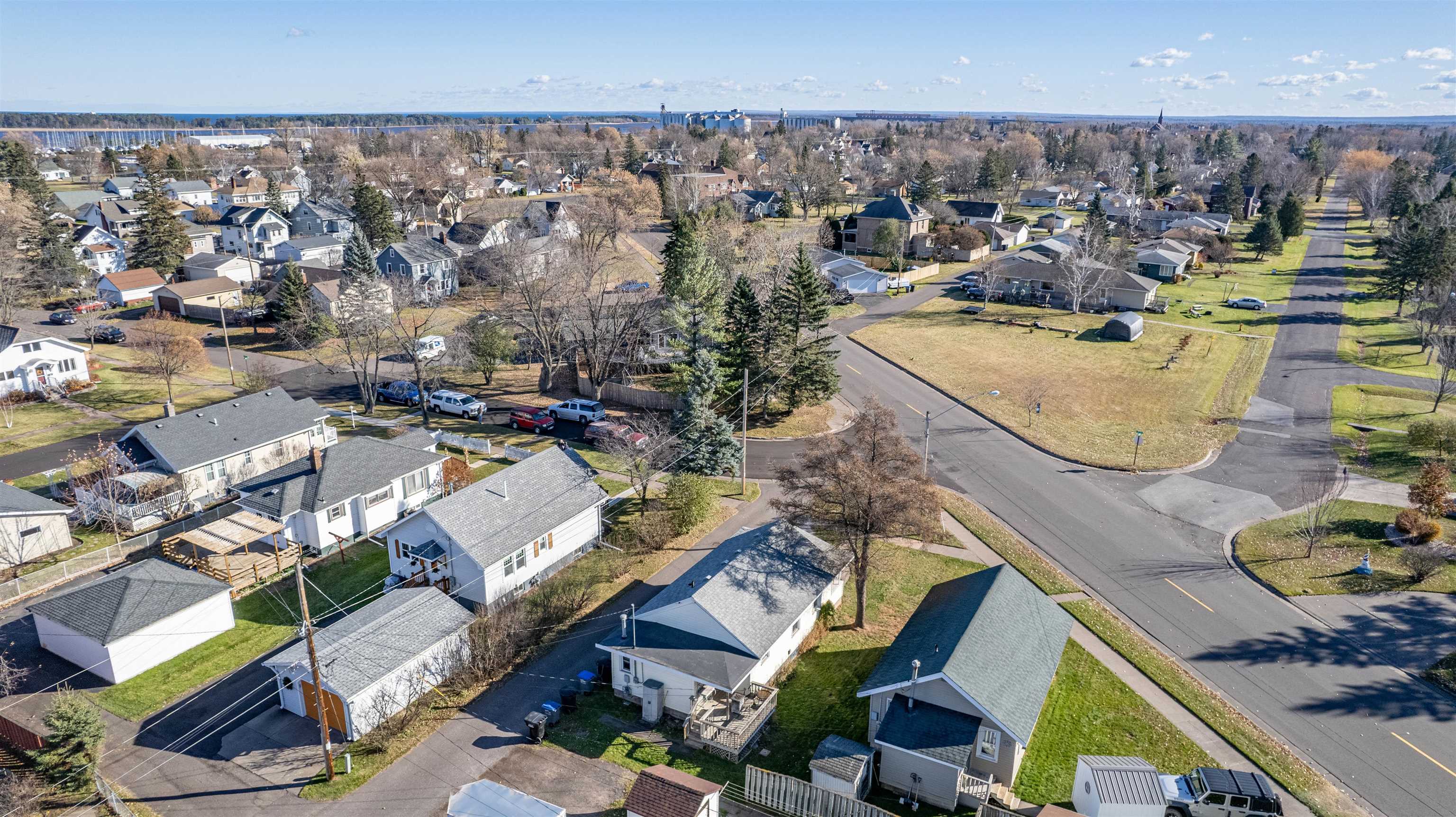 611 12th Avenue East Superior, WI 54880 - Photo 19 of 20 Aerial perspective of suburban area