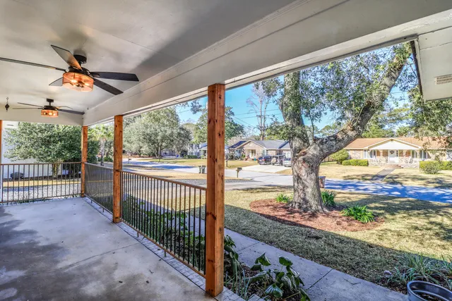 $700,000 | 1227 Oakcrest Drive, Charleston, SC 29412