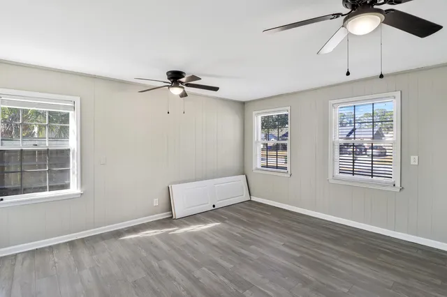 $700,000 | 1227 Oakcrest Drive, Charleston, SC 29412