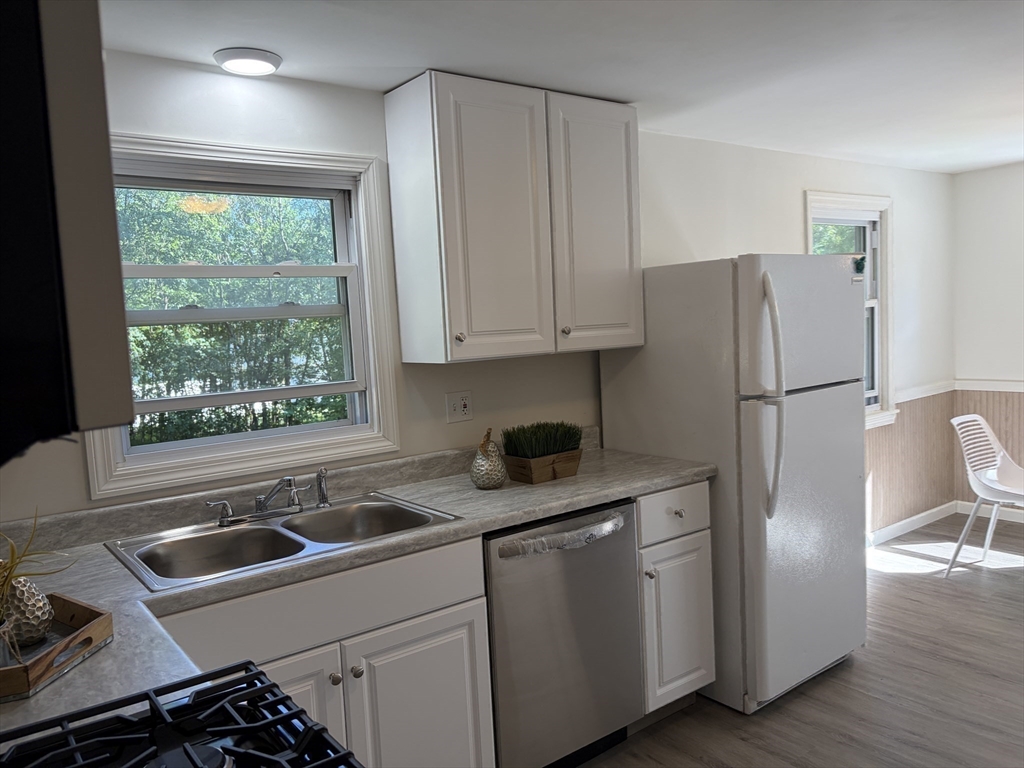 37 R Sheldon Street, Unit 37R Billerica, MA 01862 - Photo 13 of 42