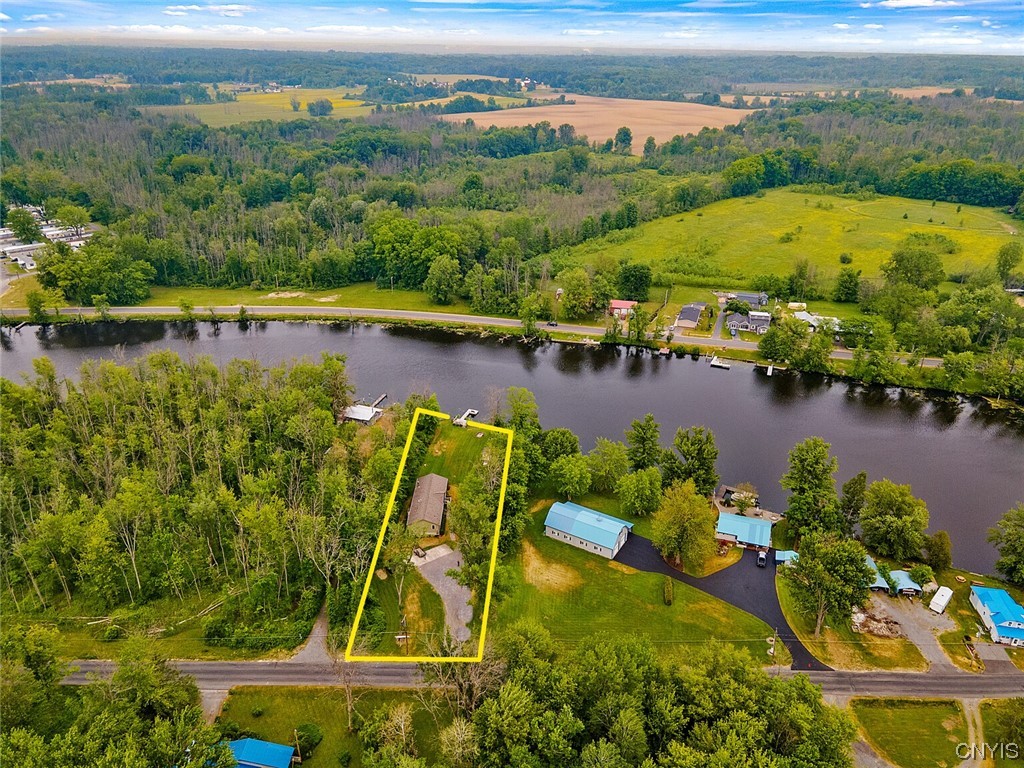 9340 Horseshoe Island Road Clay, NY 13041 - Photo 3 of 45