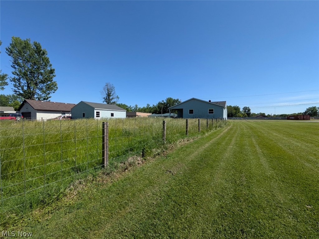 41386 Schadden Road Elyria, OH 44035 - Photo 5 of 20