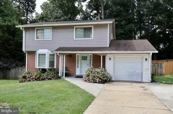 $3,800 | 5012 Gainsborough Drive, Fairfax, VA 22032