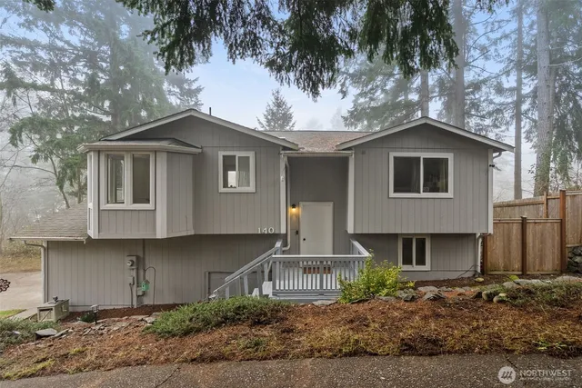 $449,900 | 140 Northeast Rainier Place South, Belfair, WA 98528