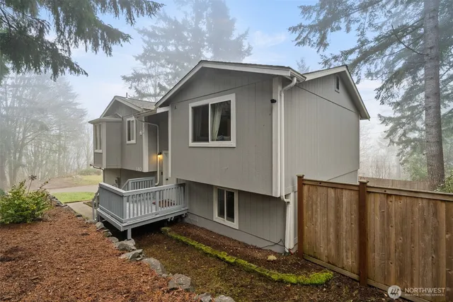 $449,900 | 140 Northeast Rainier Place South, Belfair, WA 98528