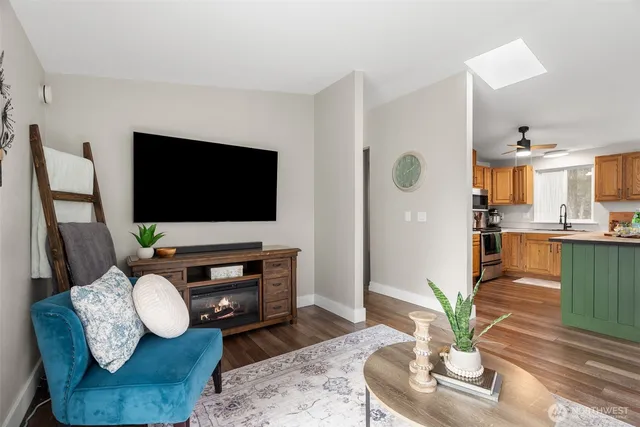 $449,900 | 140 Northeast Rainier Place South, Belfair, WA 98528