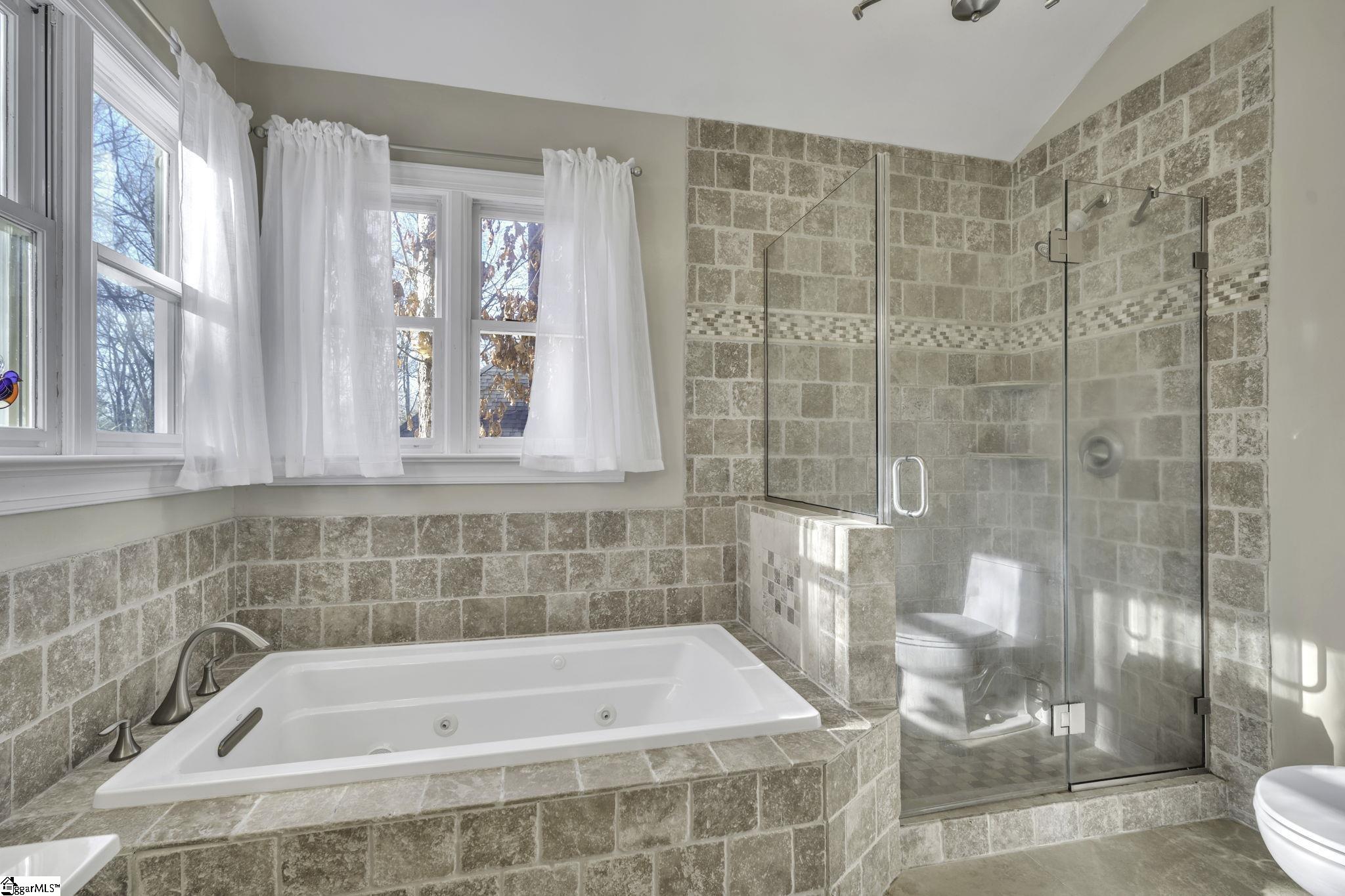 301 Deer Spring Lane Simpsonville, SC 29680 - Photo 16 of 31 Gallery Image 16