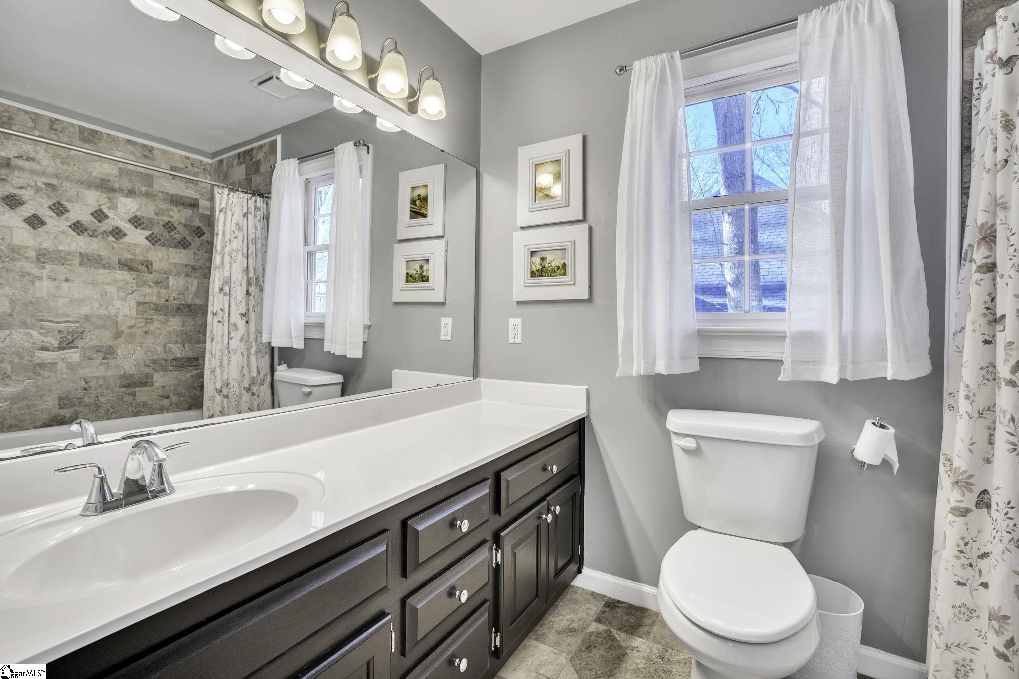 301 Deer Spring Lane Simpsonville, SC 29680 - Photo 19 of 31 Gallery Image 19