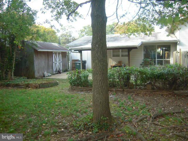 6432 Deepford Street Springfield, VA 22150 - Photo 15 of 28 Exterior (Rear)