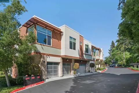 $1,725,000 | 1247 Walker Avenue, Unit 2, Walnut Creek, CA 94596