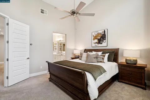 $1,725,000 | 1247 Walker Avenue, Unit 2, Walnut Creek, CA 94596