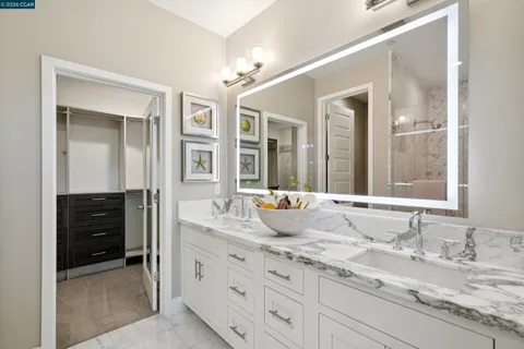 $1,725,000 | 1247 Walker Avenue, Unit 2, Walnut Creek, CA 94596