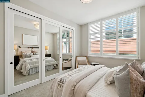$1,725,000 | 1247 Walker Avenue, Unit 2, Walnut Creek, CA 94596