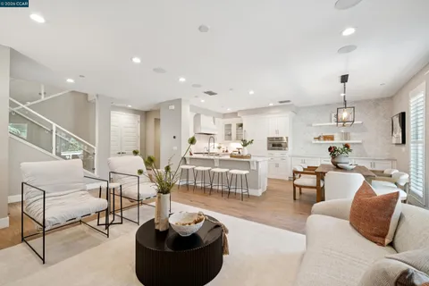 $1,725,000 | 1247 Walker Avenue, Unit 2, Walnut Creek, CA 94596
