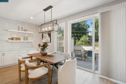 $1,725,000 | 1247 Walker Avenue, Unit 2, Walnut Creek, CA 94596