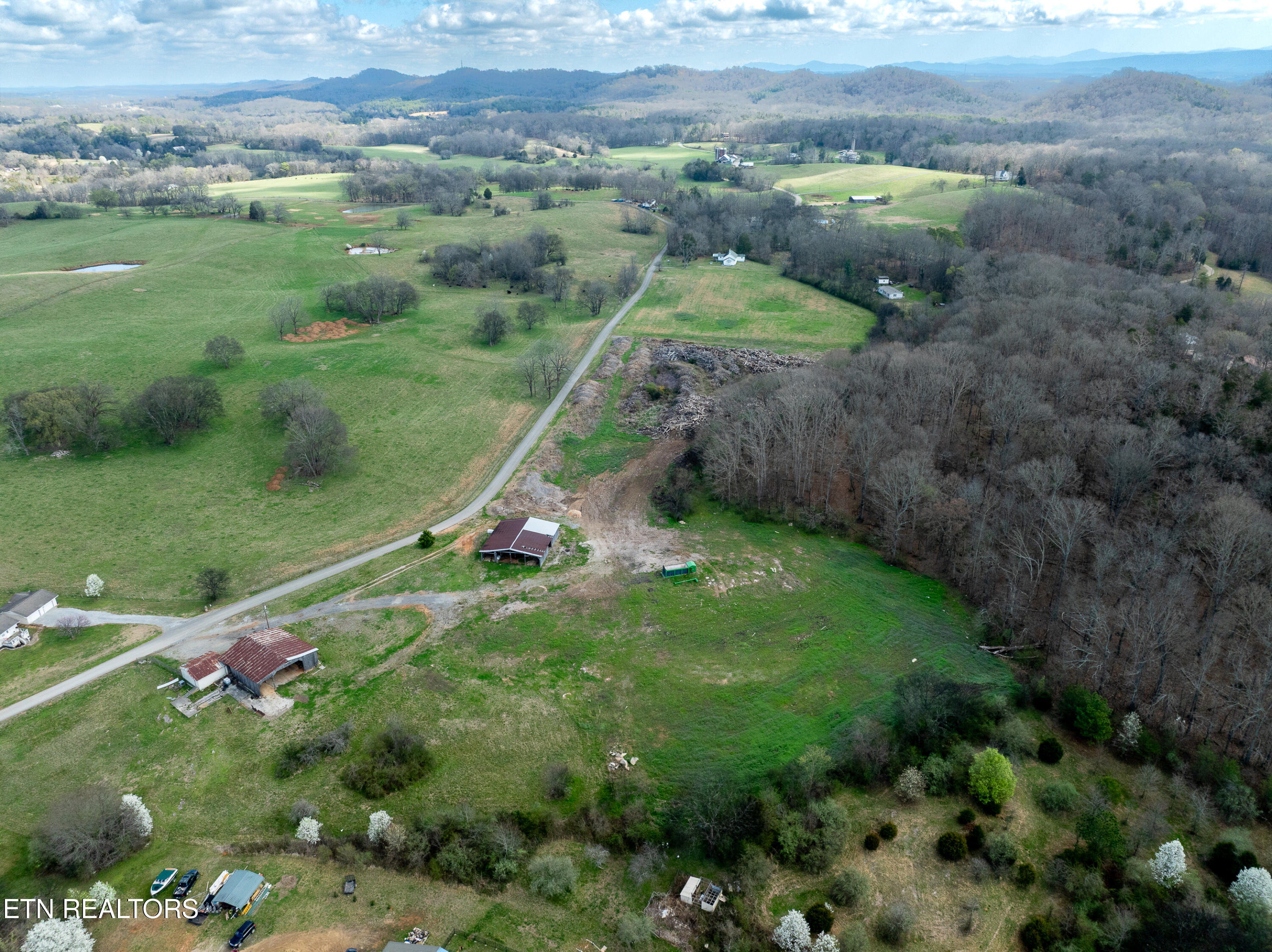 600 Bell View Greenback, TN 37742 - Photo 5 of 18 DJI_0913-HDR