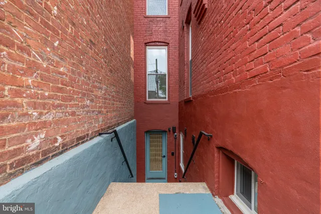 a view of house with a outdoor space