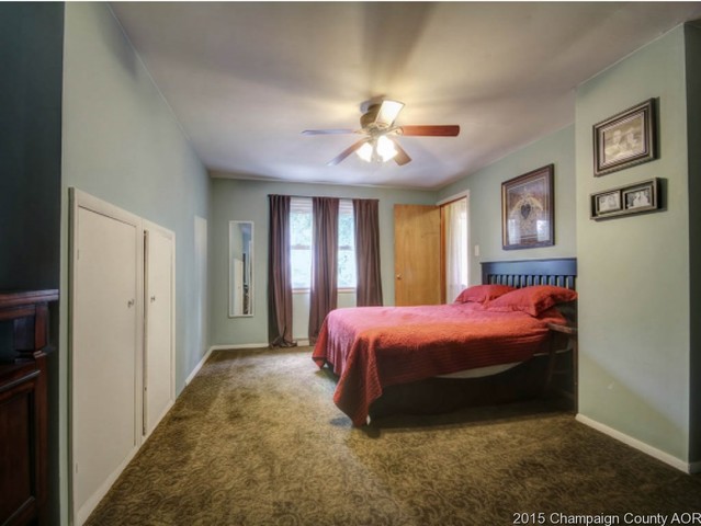 202 Center Street Seymour, IL 61875 - Photo 15 of 24