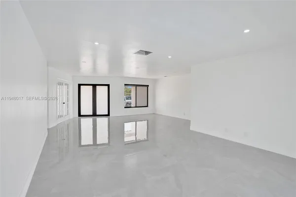$5,200 | 16653 Golfview Drive, Weston, FL 33326