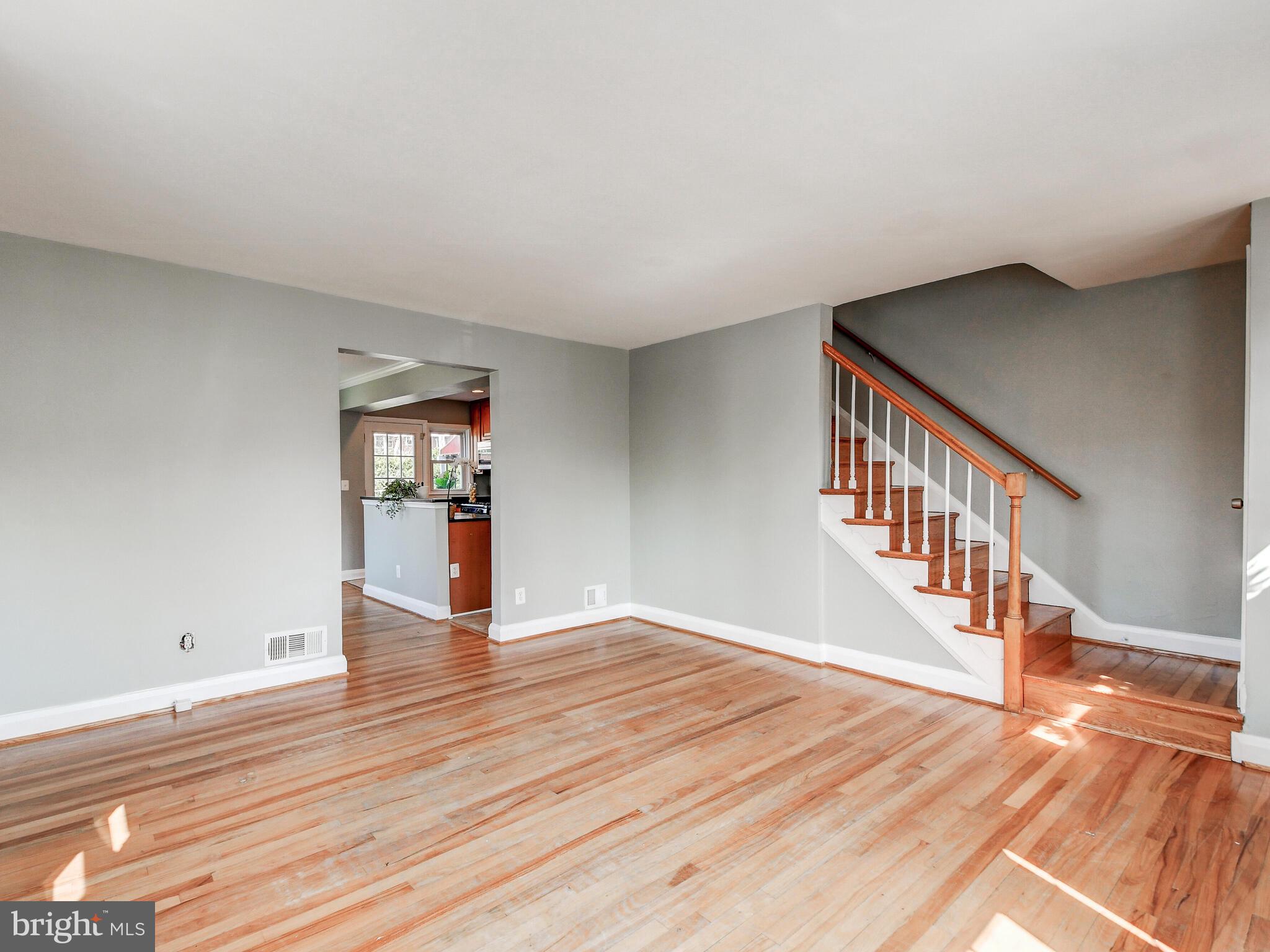 8650 Black Oak Road Baltimore, MD 21234 - Photo 8 of 40 Gallery Image 8