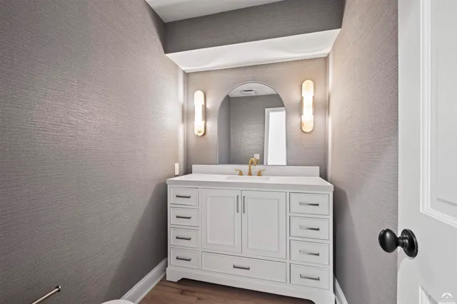 $1,450,000 | 1608 Prestwick Drive, Lawrence, KS 66047