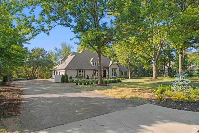$1,450,000 | 1608 Prestwick Drive, Lawrence, KS 66047