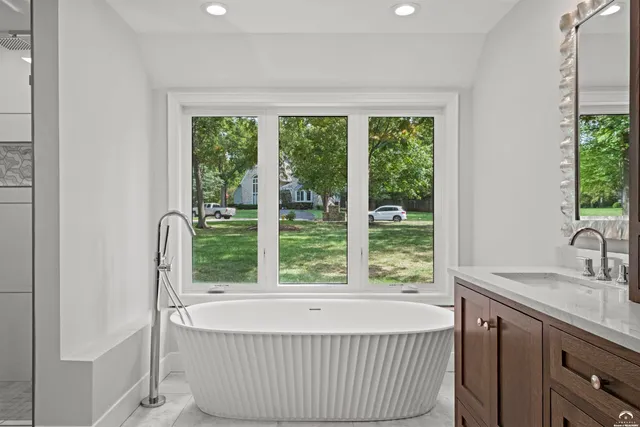 $1,450,000 | 1608 Prestwick Drive, Lawrence, KS 66047