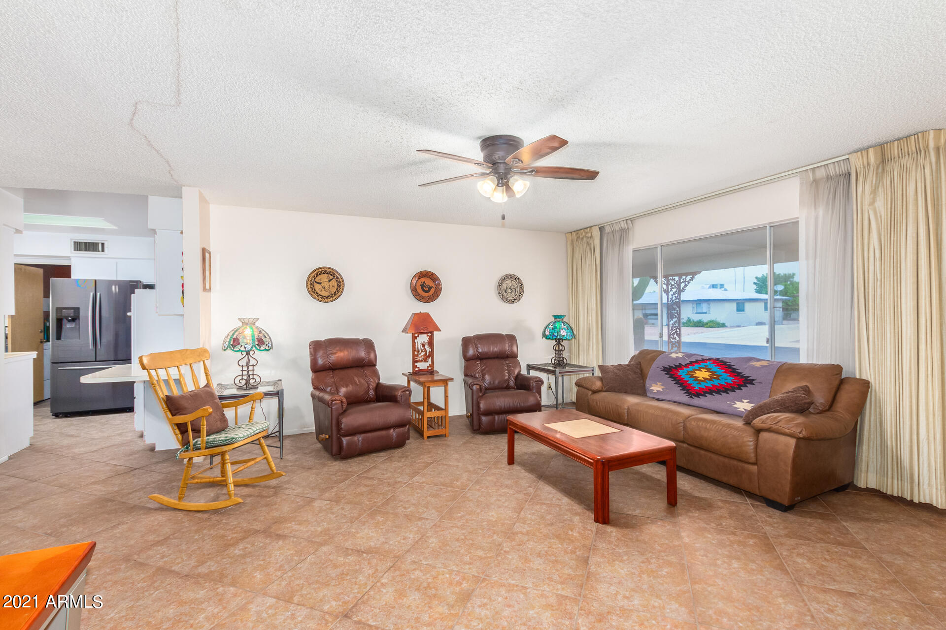 5703 East Decatur Street Mesa, AZ 85205 - Photo 4 of 33 Living Room